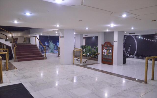 Hotel Embaixador