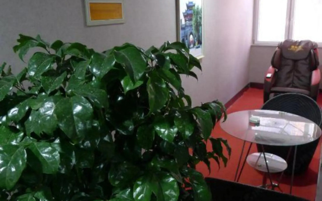 Chiba grass Hotel (Shanxi Provincial People's Hospital Taiyuan Railway Station)