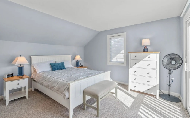 The Endless Summer Hideaway