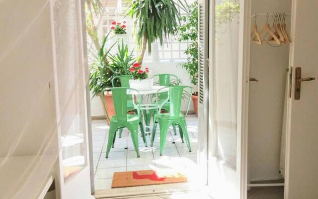 One Bedroom Apartment with Outdoor Space Next to Museum