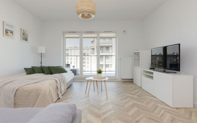 Ursus Sunny Studio by Renters
