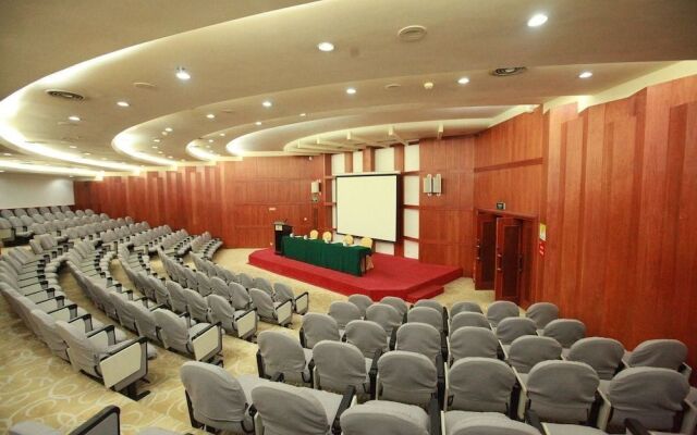 Kunming Wanghu Hotel