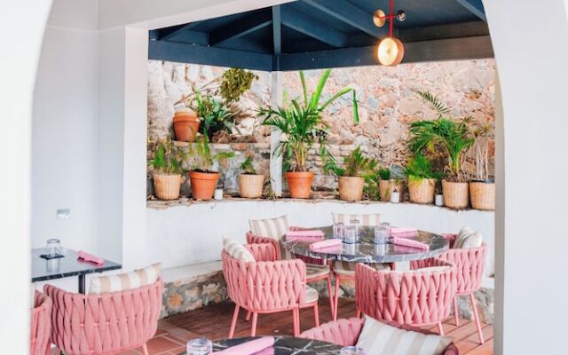 The Pink Palm Hotel - Adults Only
