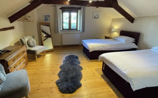 Rural Retreat - Private Hot Tub,