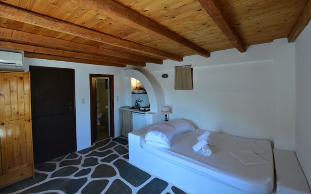 Petra Holiday Village