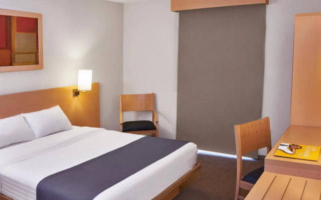 City Express Suites Silao Aeropuerto