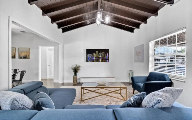 Casa Sofia 4 Bedroom Luxury Home & Pool