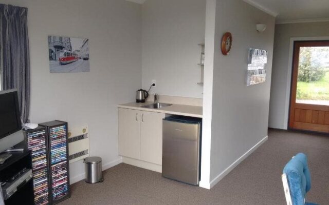 Omaka Heights B & B Country Stay