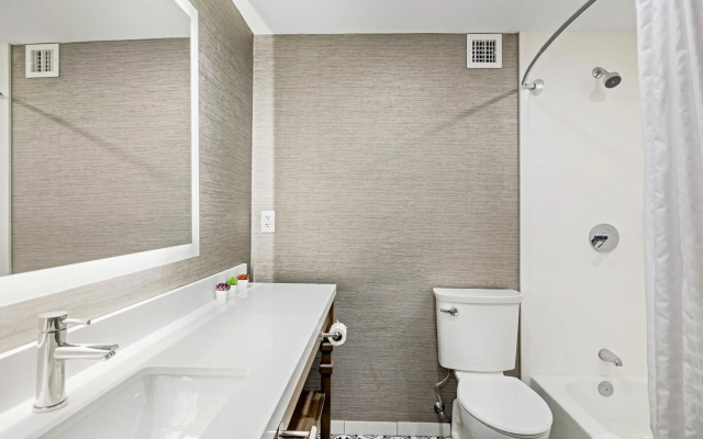 John Carver Inn & Spa