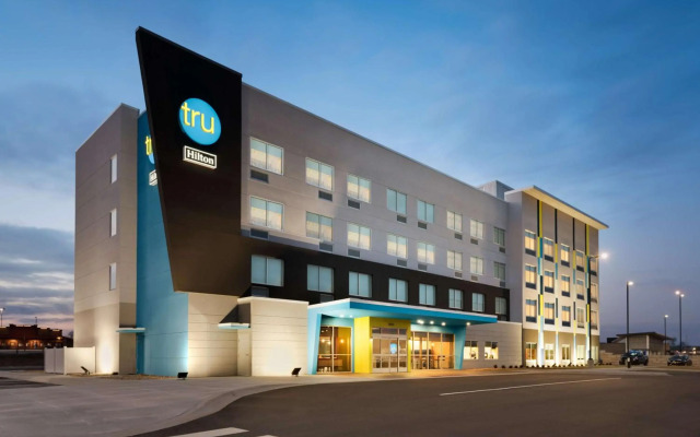 Tru by Hilton Cedar Rapids Westdale