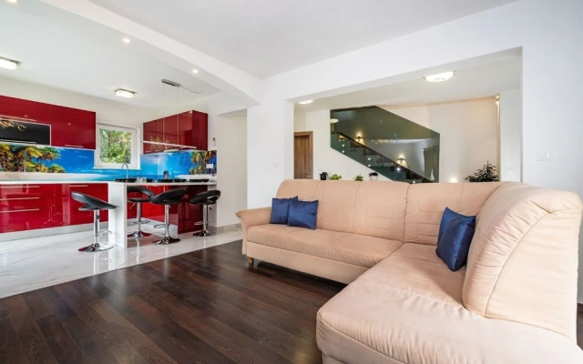 Urban and quiet holiday house Bianca