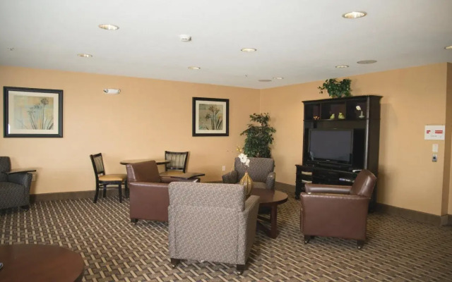 Candlewood Suites Loveland by IHG