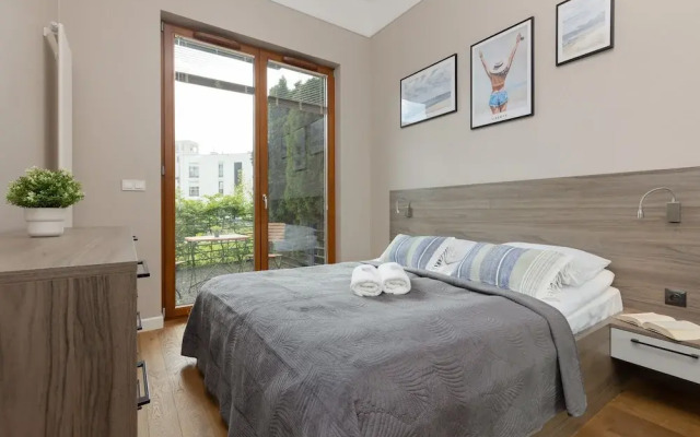 Spacious Apartment Bergamotki by Renters