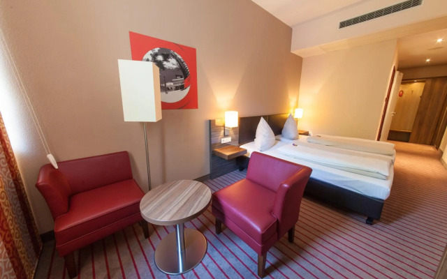 NOVINA HOTEL Tillypark