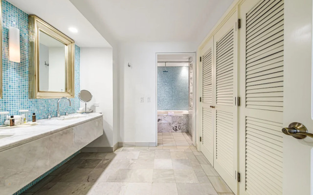 Beachfront Penthouse by Pueblo Bonito