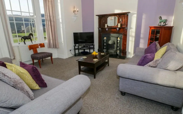The Meadowsweet Apartment