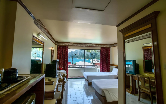 Phi Phi Hotel