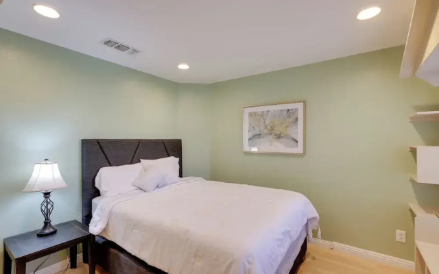 Golf & Hike: Family Home w/ Patio in Glendale