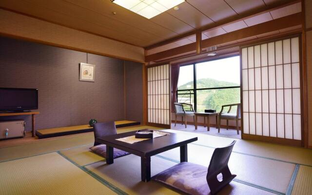 Yunogo Onsen HOTEL YUNOMORI BISYUNKAKU