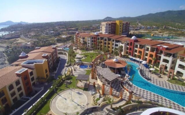 Beautiful Family Suite at Cabo San Lucas