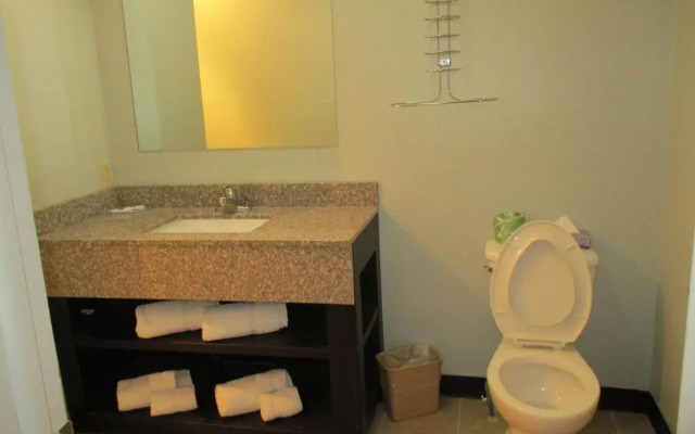 Motel 6 Shartlesville, PA