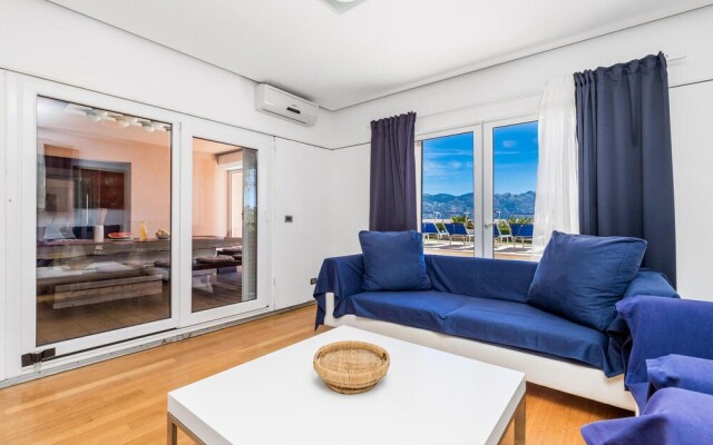 Amazing Home in Pag With 5 Bedrooms, Wifi and Outdoor Swimming Pool