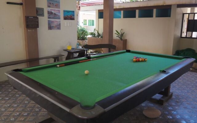Submarine Garden Beach Resort