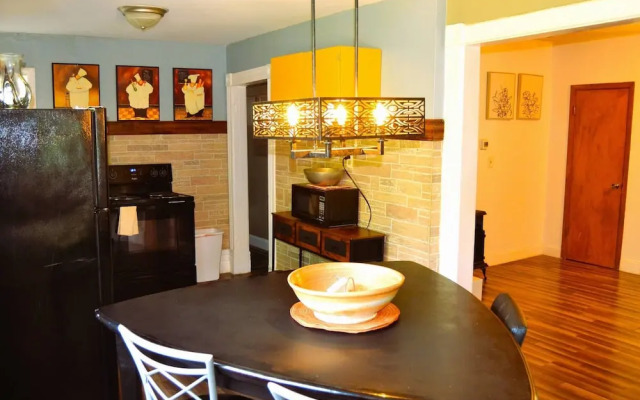 7-bedroom Retreat Sleeps 13