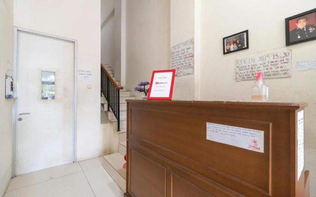 OYO 2364 Cempaka Harapan Indah