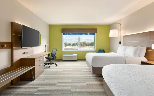 Holiday Inn Express And Suites Ukiah