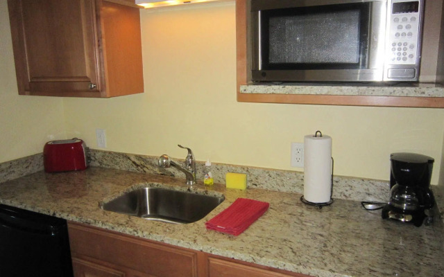 Atlantic Breeze Suites