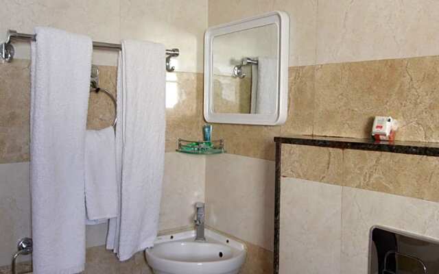 OYO 14520 Habitat Hotel & Suites