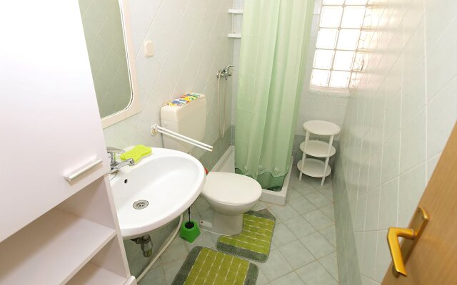 Apartments Yellow 721