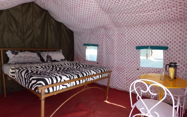 Mogli Camps