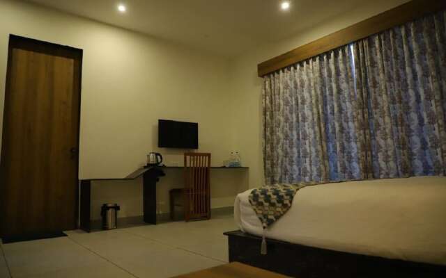 Van Vihar Farm & Resort