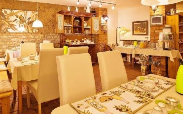 Apartments Vier Napoleonslinden