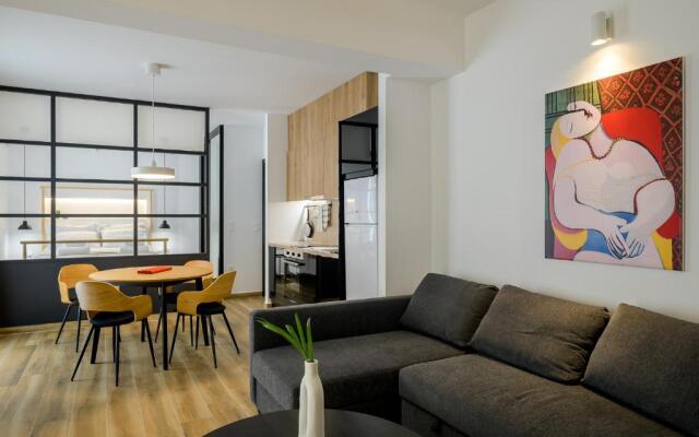 Alyvia Central Apartment 1
