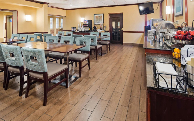 Lockport Hotel