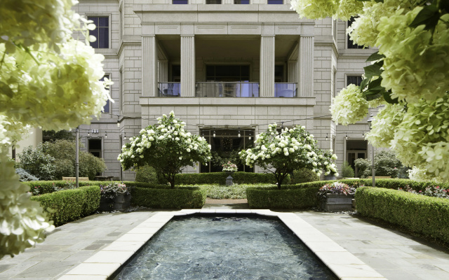 Waldorf Astoria Atlanta Buckhead