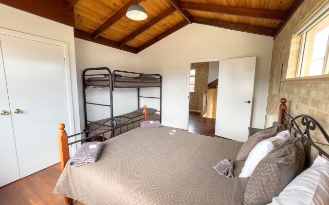 Esperance Foreshore Apartments