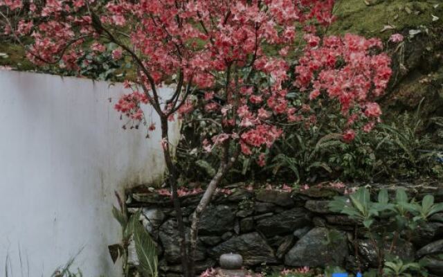 SanShanLi.Rustic Luxury Hotel