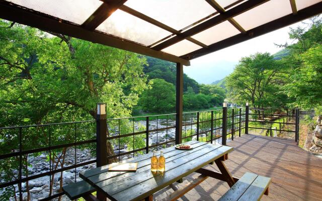 Gapyeong Cherrish Pension