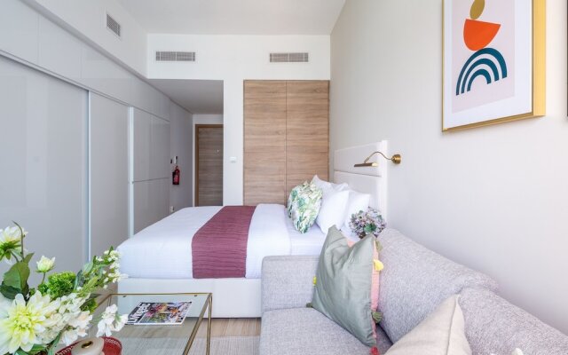 Sensational Studio Apartment In Dubai Marina