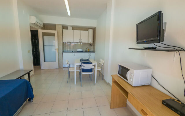Apartaments AR Melrose Place