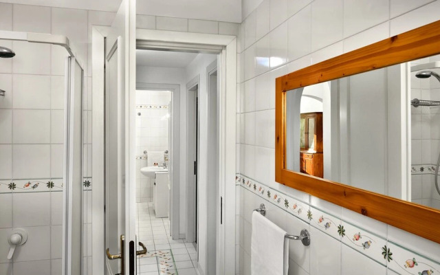 The Sound of Sun Apartment