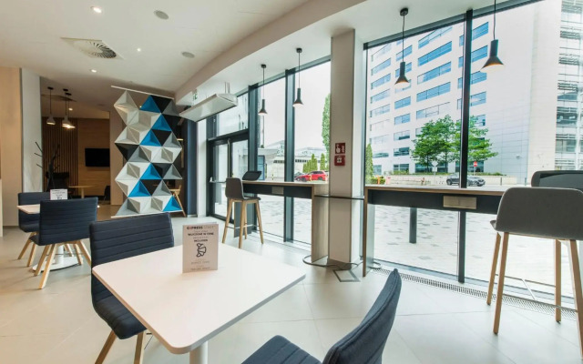 Holiday Inn Express Warsaw - Mokotow by IHG