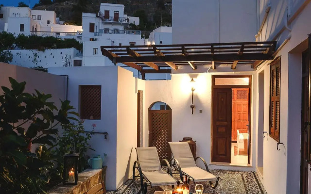 Thea Villas & Suite