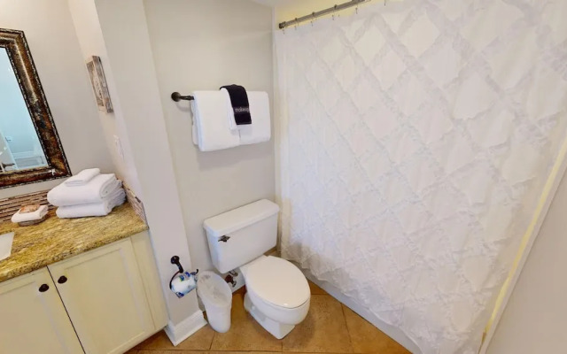 Beach House 301a 2 Bedroom Condo