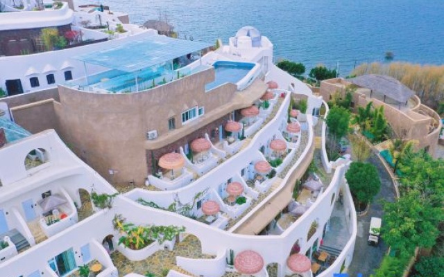 Dali Santorini Guyue Xareidu Sea View Resort Hotel