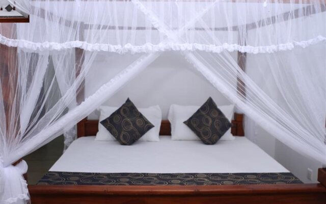 Hotel City Grand Ella
